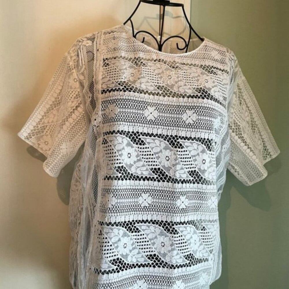 Valentino Lace Short Sleeve Shirt White size 6 - Picture 3 of 10